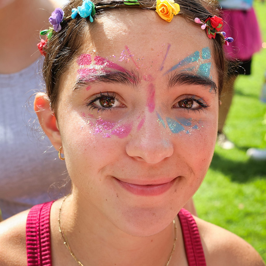 girl butterfly face paint