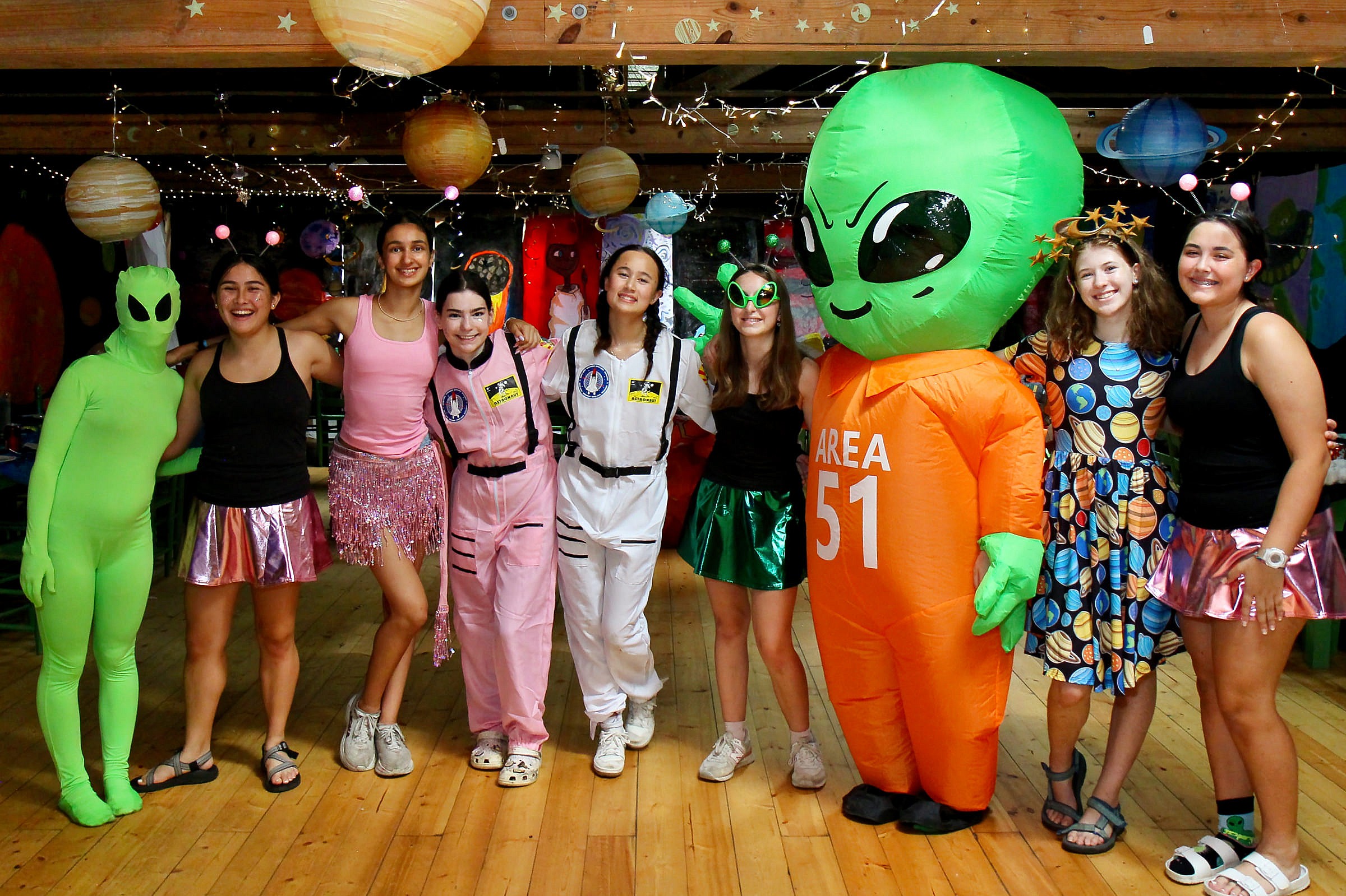 banquet alien sapce costumes