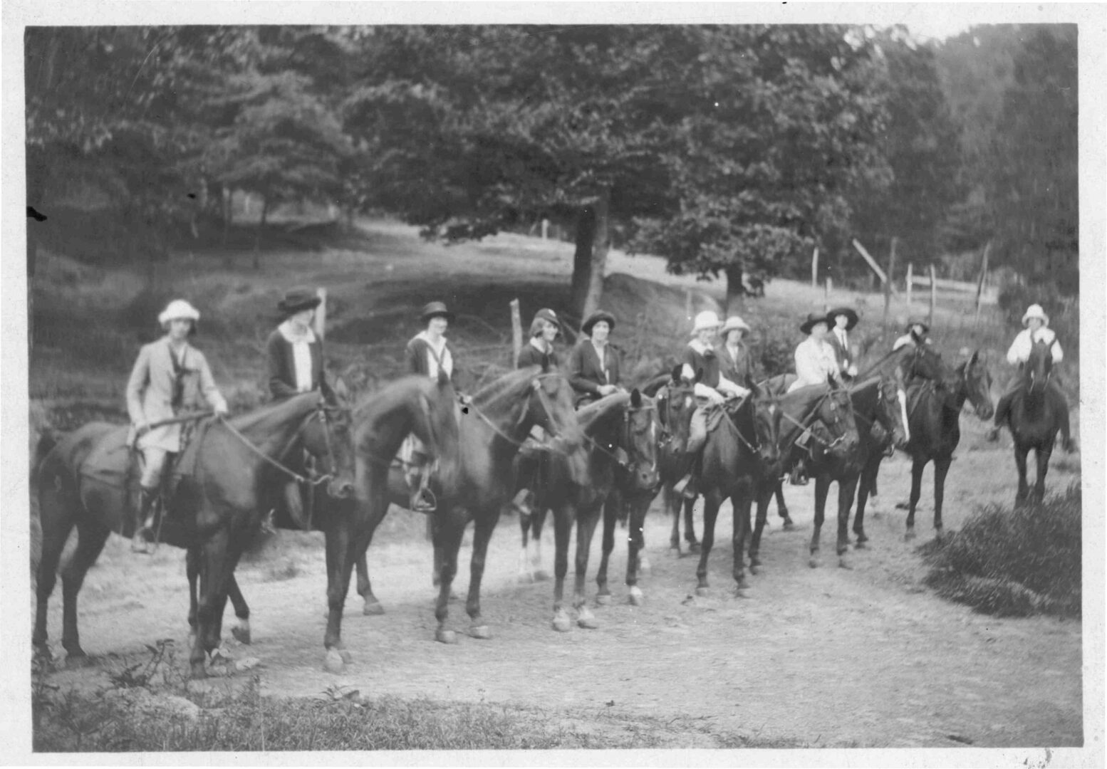 trail-riding-at-rockbrook-trail-rides-rockbrook-camp