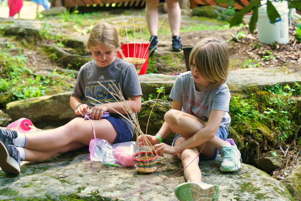 camp kids basket weaving