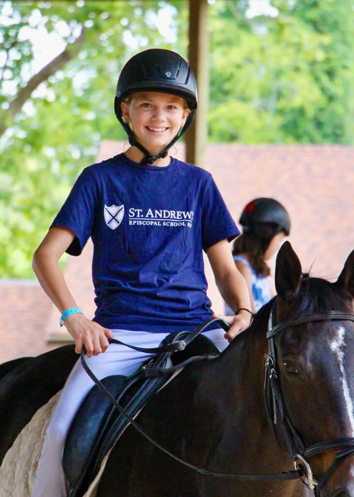 young camp equestrienne