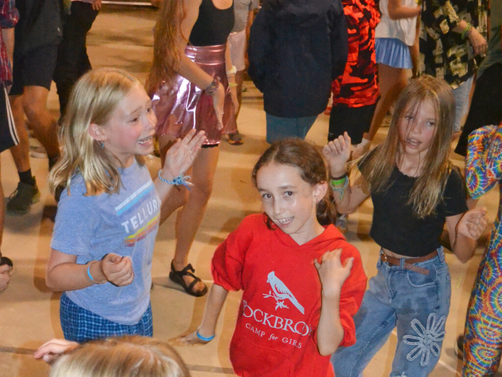 kids summer camp dancing